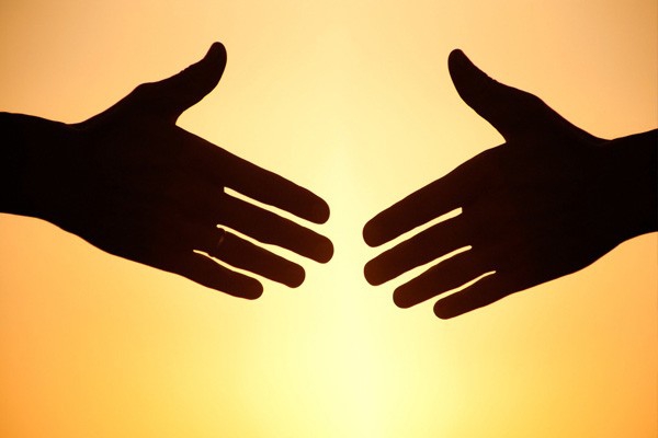 公司積極參與精準扶貧活動,捐款10萬元